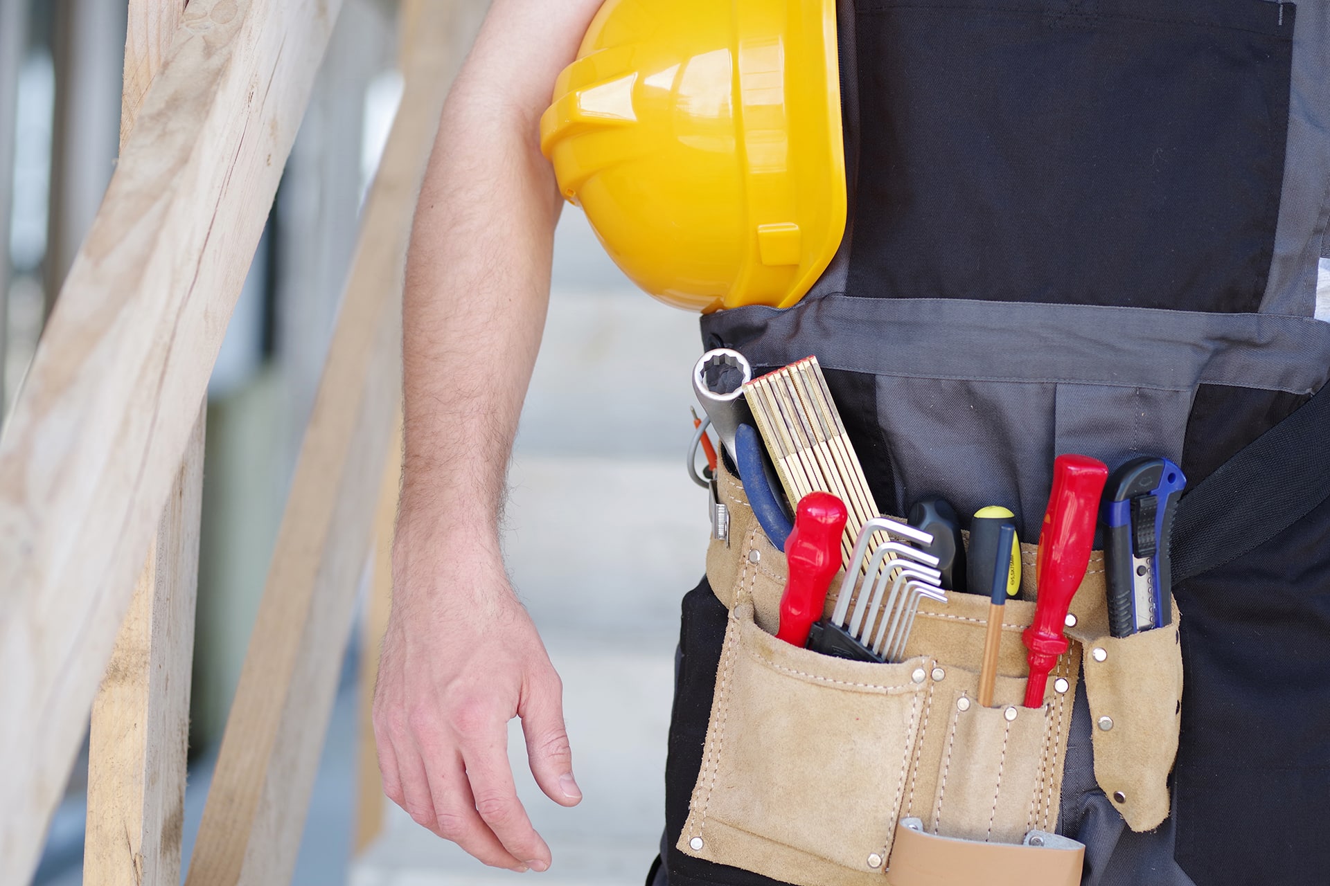Handwerker mit Werkzeug